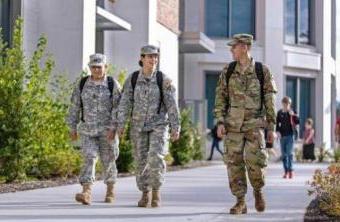 military-students-walking-on-campus